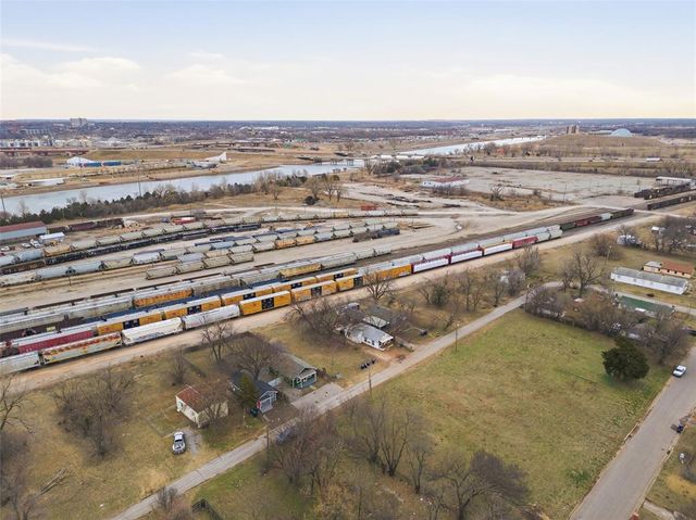 715 SE 10th Street, Oklahoma City, OK 73129