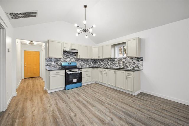 715 SE 10th Street, Oklahoma City, OK 73129