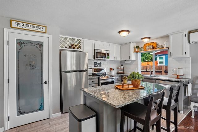 716 E 190th, Spanaway, WA 98387