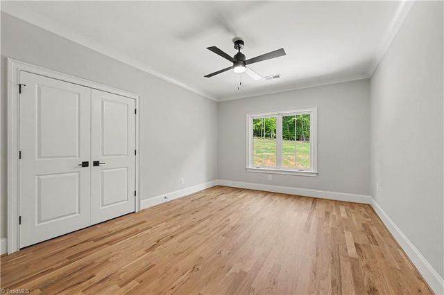 7640 Crossing Ridge Drive, Belews Creek, NC 27009