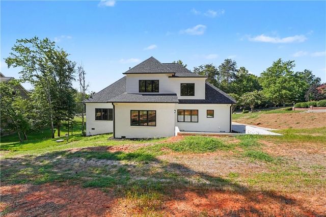 7640 Crossing Ridge Drive, Belews Creek, NC 27009