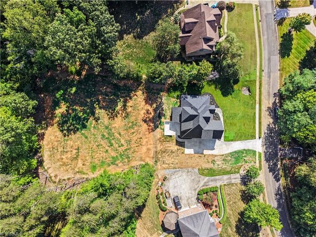 7640 Crossing Ridge Drive, Belews Creek, NC 27009