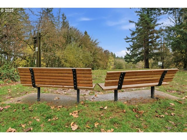 3590 Sw PATTON Rd C, Portland, OR 97221