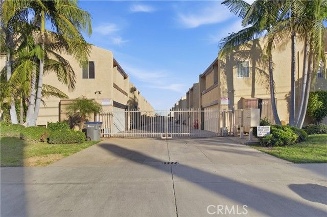 14700 S Berendo 13, Gardena, CA 90247