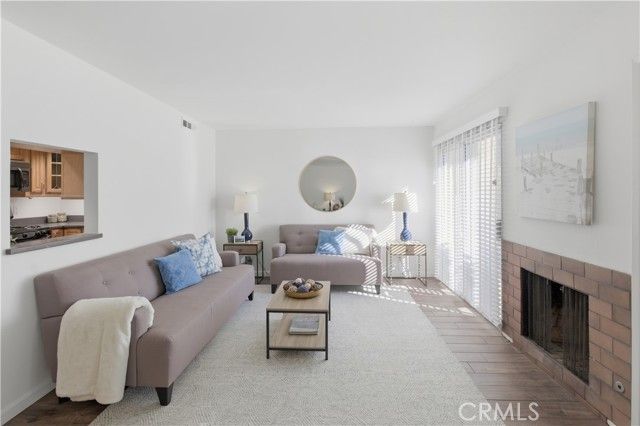 14700 S Berendo 13, Gardena, CA 90247