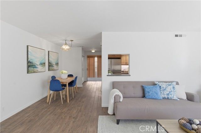 14700 S Berendo 13, Gardena, CA 90247