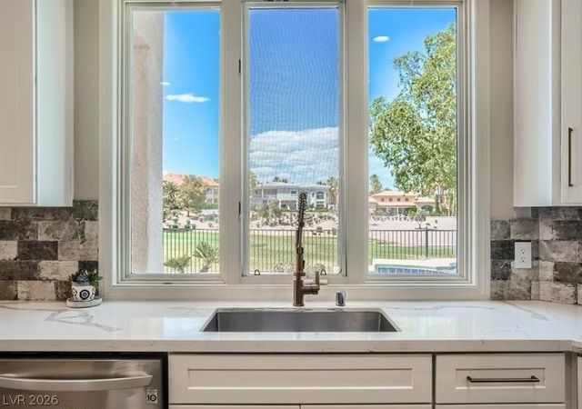 8900 Rainbow Ridge Drive, Las Vegas, NV 89117