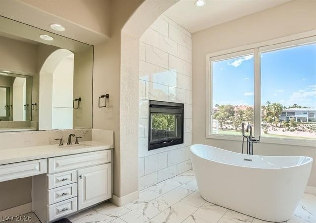 8900 Rainbow Ridge Drive, Las Vegas, NV 89117