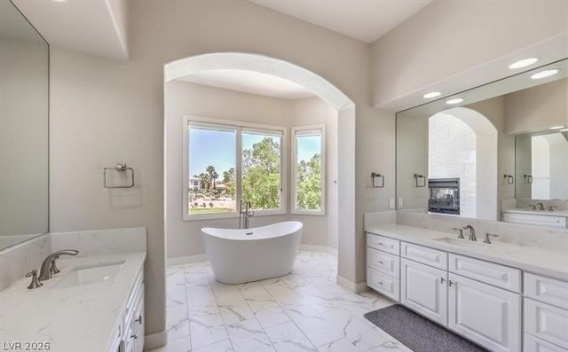 8900 Rainbow Ridge Drive, Las Vegas, NV 89117