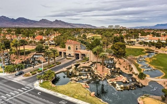 8900 Rainbow Ridge Drive, Las Vegas, NV 89117