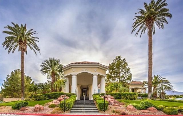 8900 Rainbow Ridge Drive, Las Vegas, NV 89117