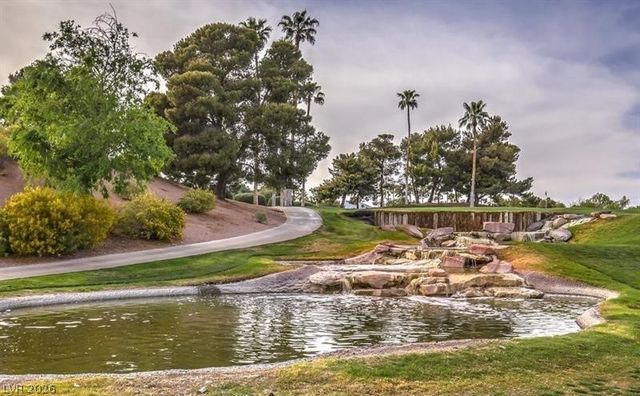 8900 Rainbow Ridge Drive, Las Vegas, NV 89117