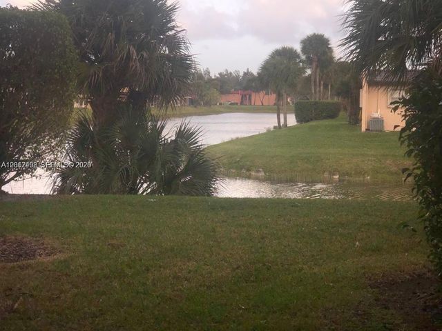 1502 Lake Crystal Dr A, West Palm Beach, FL 33411