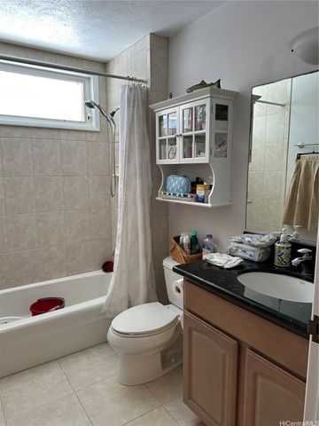 317 Opihikao Place 432, Honolulu, HI 96825