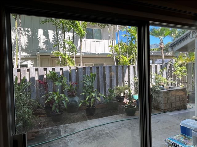317 Opihikao Place 432, Honolulu, HI 96825
