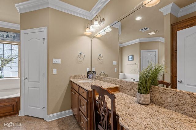 125 Horseguards Avenue, Bossier City, LA 71111