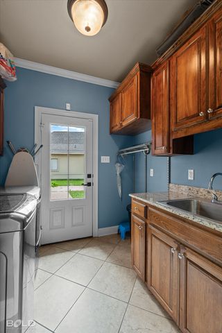 125 Horseguards Avenue, Bossier City, LA 71111