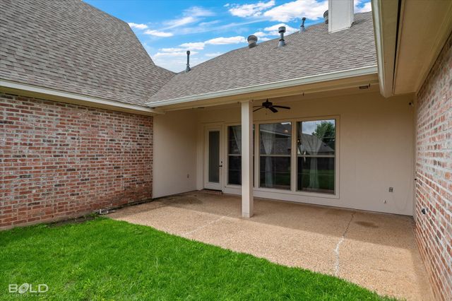 125 Horseguards Avenue, Bossier City, LA 71111