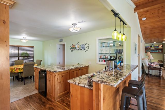 121 Holiday Lane, Coldspring, TX 77331