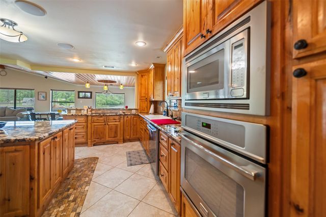 121 Holiday Lane, Coldspring, TX 77331