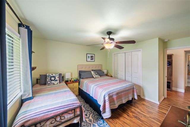 121 Holiday Lane, Coldspring, TX 77331