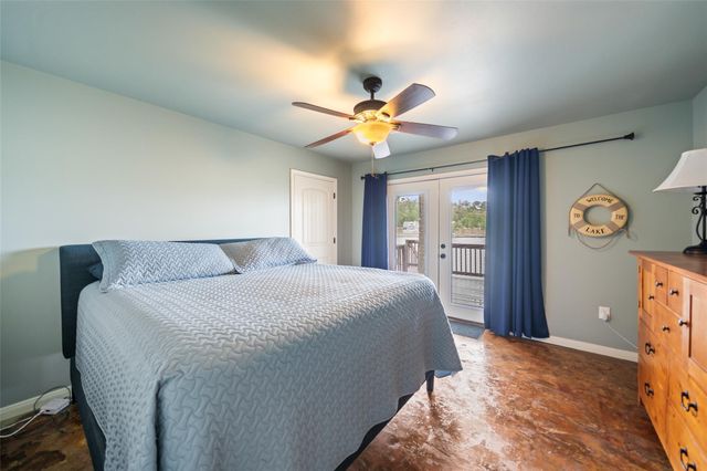 121 Holiday Lane, Coldspring, TX 77331