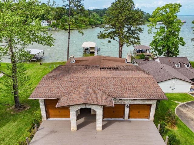 121 Holiday Lane, Coldspring, TX 77331