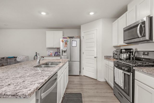 4662 Honor Guard Way, Crestview, FL 32539