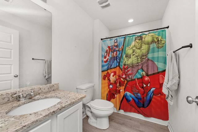 4662 Honor Guard Way, Crestview, FL 32539