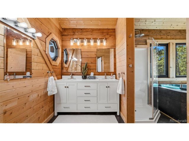 19872 Maxwell Dr, Morrison, CO 80465