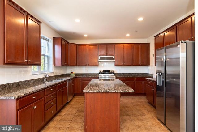 7800 MYSTIC RIVER TER, Glenn Dale, MD 20769