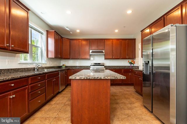 7800 MYSTIC RIVER TER, Glenn Dale, MD 20769