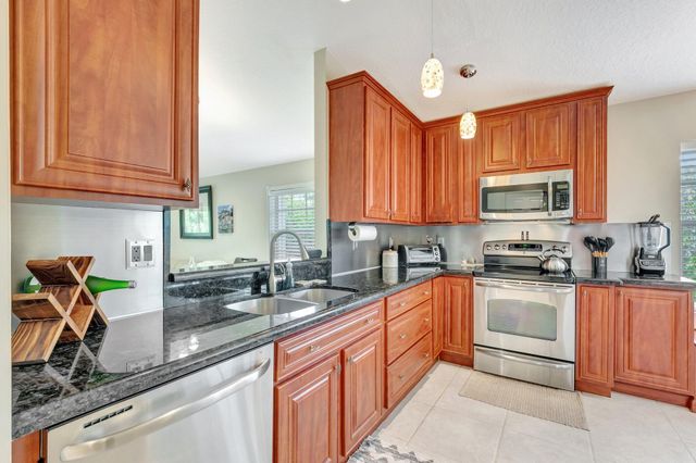 14211 W La Sedona Circle, Delray Beach, FL 33484