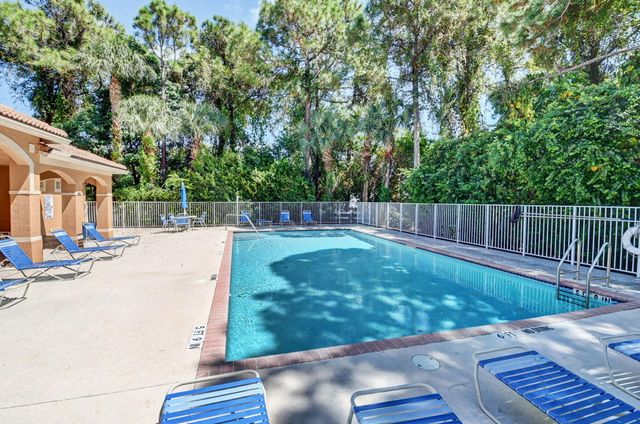 14211 W La Sedona Circle, Delray Beach, FL 33484