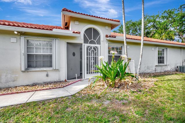 14211 W La Sedona Circle, Delray Beach, FL 33484