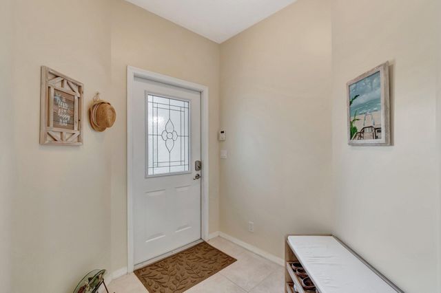 14211 W La Sedona Circle, Delray Beach, FL 33484