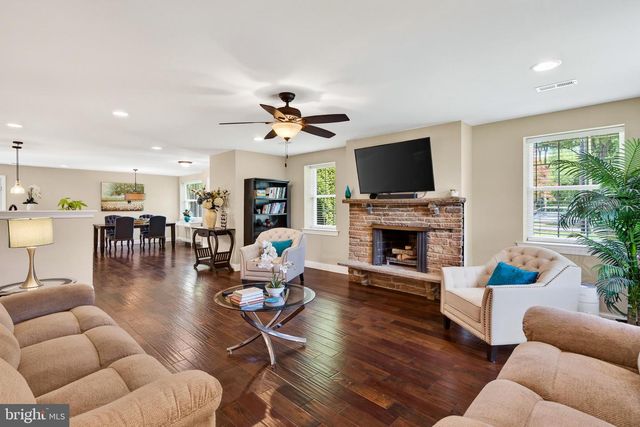 246 OAK PARK RD, Hatfield, PA 19440