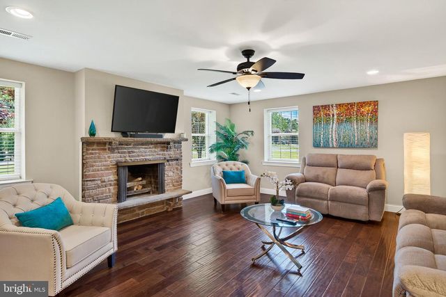 246 OAK PARK RD, Hatfield, PA 19440