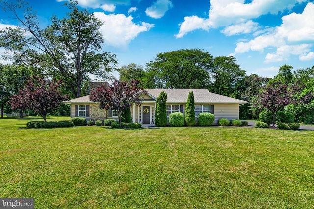 246 OAK PARK RD, Hatfield, PA 19440