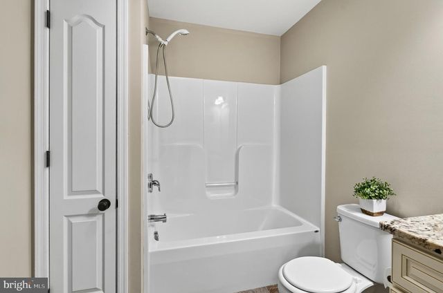 246 OAK PARK RD, Hatfield, PA 19440