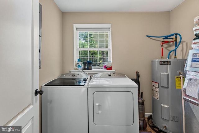 246 OAK PARK RD, Hatfield, PA 19440