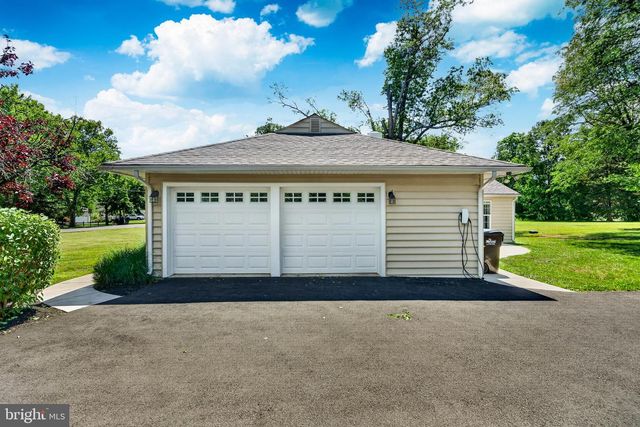 246 OAK PARK RD, Hatfield, PA 19440