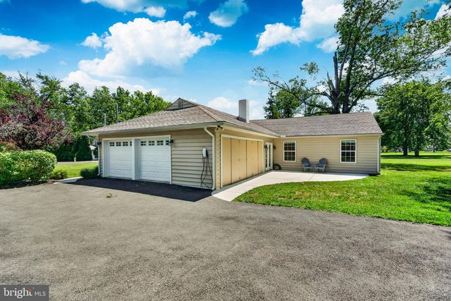 246 OAK PARK RD, Hatfield, PA 19440