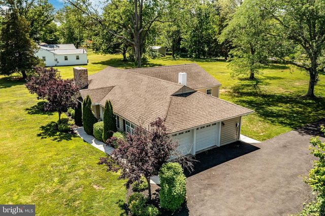 246 OAK PARK RD, Hatfield, PA 19440
