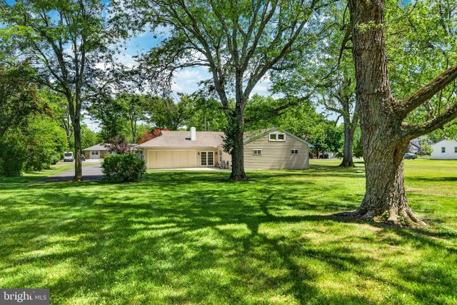 246 OAK PARK RD, Hatfield, PA 19440
