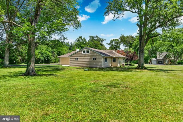 246 OAK PARK RD, Hatfield, PA 19440