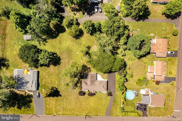 246 OAK PARK RD, Hatfield, PA 19440