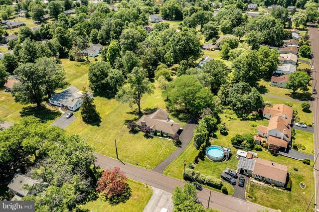 246 OAK PARK RD, Hatfield, PA 19440