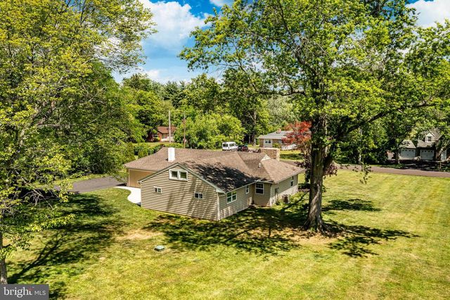 246 OAK PARK RD, Hatfield, PA 19440