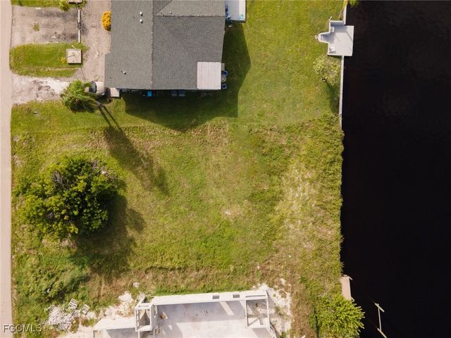 3806 SE 12th AVE, Cape Coral, FL 33904